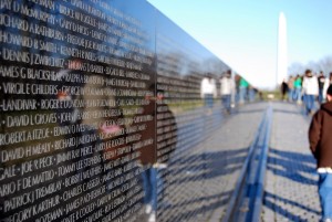Vietnam Veterans Memorial in Washington DC - photography by Jenny SW Lee