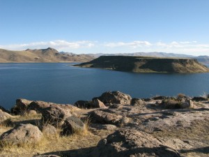 Lake Umayo in Sillustani, Peru - photography by Jenny SW Lee