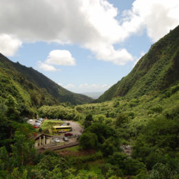 Iao Valley State Park and Iao Needle