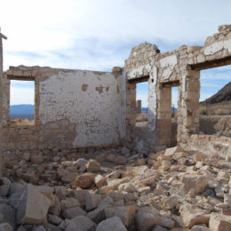Rhyolite ghost town - photography by Jenny SW Lee