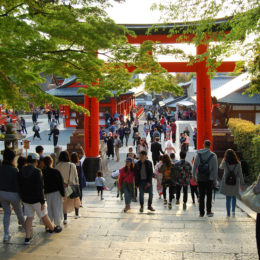 Fushimi Inari Taisha - Shinto Shrine | Photography by Jenny S.W. Lee