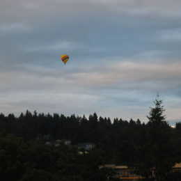 Hot air balloon floating over Redmond (July 2020)
