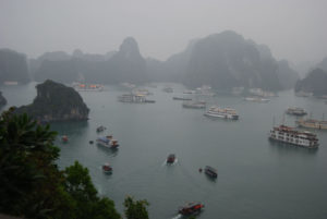 Ha Long Bay, Vietnam | Photography by Jenny S.W. Lee