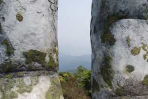 Golden Bridge, Ba Na Hills, Da Nang, Vietnam | Photography by Jenny S.W. Lee