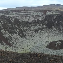 Gabrok Crater in Iceland | Photography by Jenny SW Lee